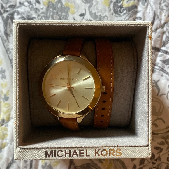 Michael Kors Wrap Watch - Picture 1 of 7
